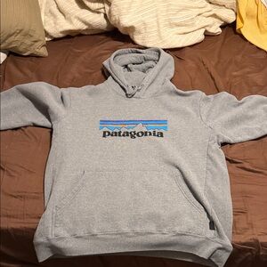 Patagonia Gray Hoodie with Blue Accents (SIZE XL)